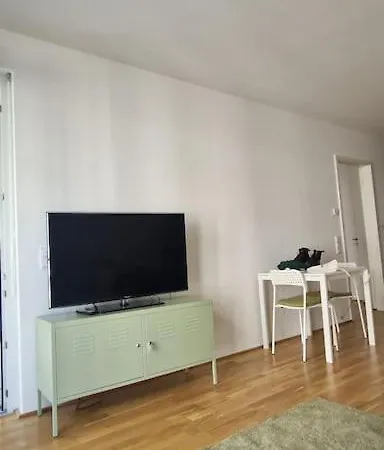 Gemutliche Im Park Apartment
